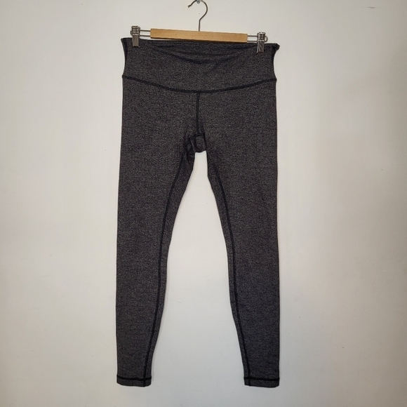 Lululemon Mid Rise Pant Size 8 - Picture 5 of 9